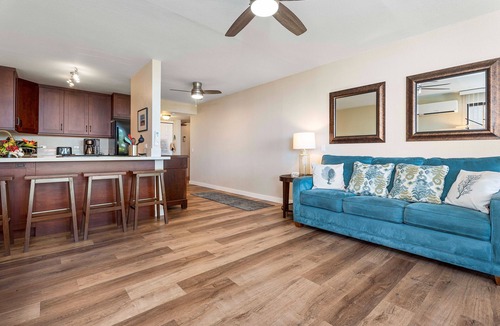 Historic Kailua Village Condo | 🏖️Easy Walk to Village | Air-Conditioning | Ocean View | WIFI