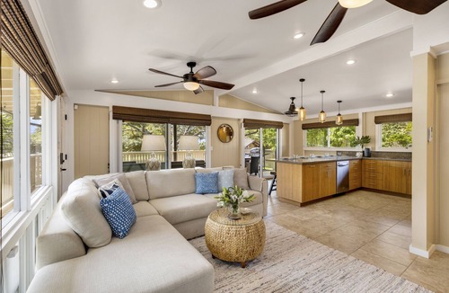 Pupukea House | Ehukai Beach Hale: Ocean View Home With A/C, Steps From Pipeline