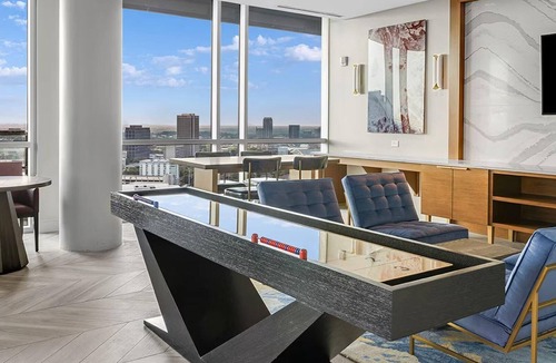 Downtown Atlanta Resort | Elevate Your Escape with Wyndham Atlanta – 1 Bedroom Presidential