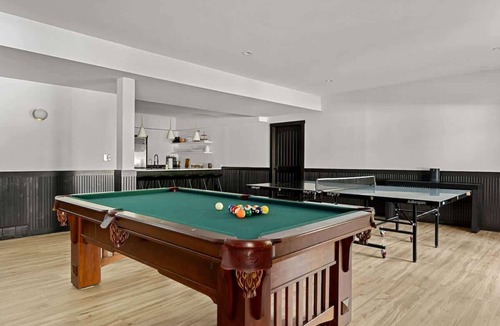 Berrien Springs House | Enjoy Bear Ranch, A Premier Luxury Vacation Estate