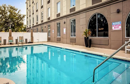Orlando Hotel | Enjoy Staying in Our 3 Suites w/Free Parking & Pool Access | 10 Mins to Airport