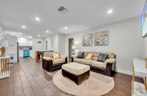 Pine Hills House | Enjoy the Florida Escapes
