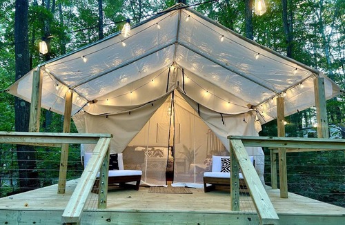 Shippenville RV Rental | Equipped Glamping Tent with Modern Interior in Shippenville, Pennsylvania