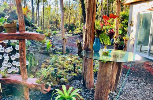 Mountain View House | Exotic Garden cottage at amazing volcano fissure