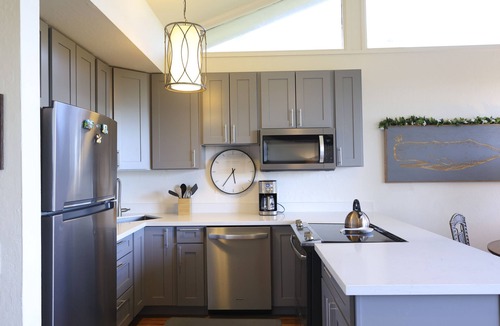 Makaha Valley Condo | Experience Authentic Hawaii on Oahu's West Side! 5 Minutes to the Beach!
