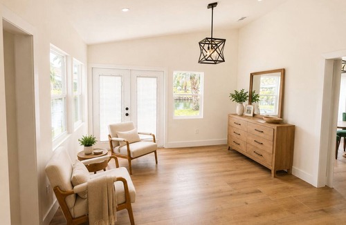 Homosassa House | Experience Manatee Magic: Your Cozy Retreat Awaits!