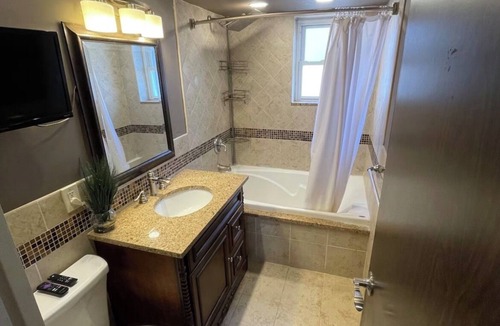 Clifton Condo | Fabulous condo with AC in the heart of Clifton, 8 mins to Giant’s Stadium