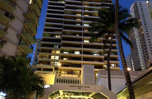 Waikiki Condo | Fabulous Tina’s Waikiki Beach Tower-Free Parking