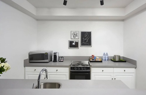 Norma Triangle Hotel | Family 2-Unit Getaway Near Dining, Pool & Leisure Facilities