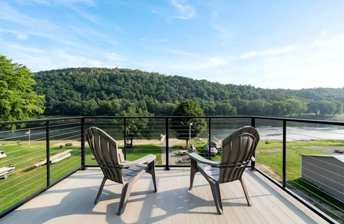 Huey Cabin | Family Adventure Awaits: Amazing Cabin by the Allegheny River in Pennsylvania
