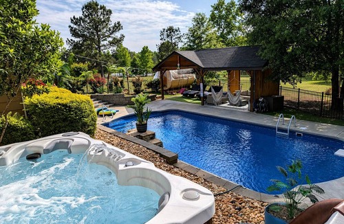 Upatoi House | Family Lake Escape: Pool, Hot Tub, Game Room, Pier