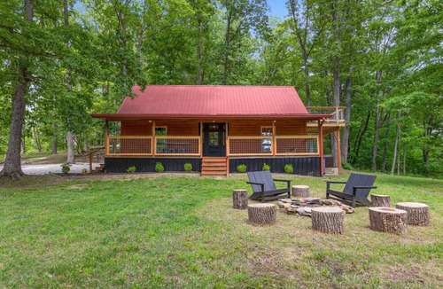 Stanton Cabin | Furnace Mountain Retreat | Private Hot Tub, Ridgeline Views + 10 Private Acres