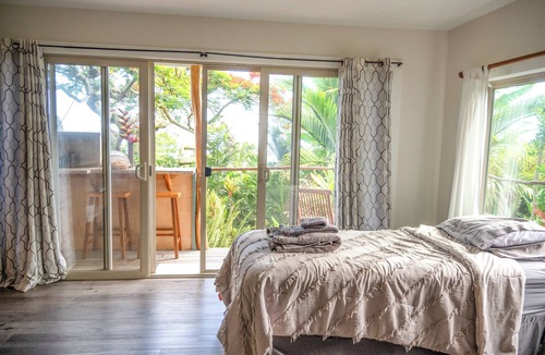 Kealakekua Apartment | Gingerhill Farm Retreat. Commune with Nature In South Kona.