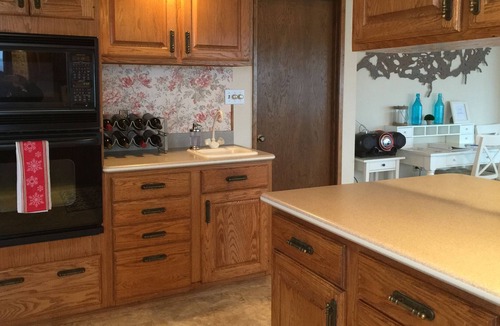 Langley House | Glorious Sunrises, Eagles & Seals! Waterfront Home right in Downtown Langley!