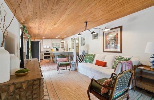 Saint Simons Heights House | Golden Hour Cottage - Luxury St Simons Island Vacation Rental