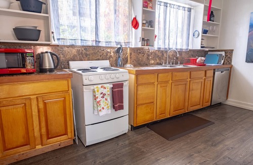 Wailuku House | Gratitude Bed and Breakfast BBWK2022/0001