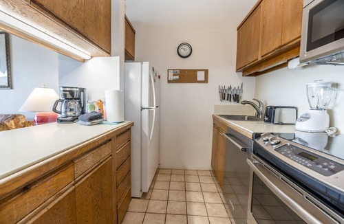 Honokowai Condo | Great Top floor! Beamed Ceilings! Direct Views~ 214