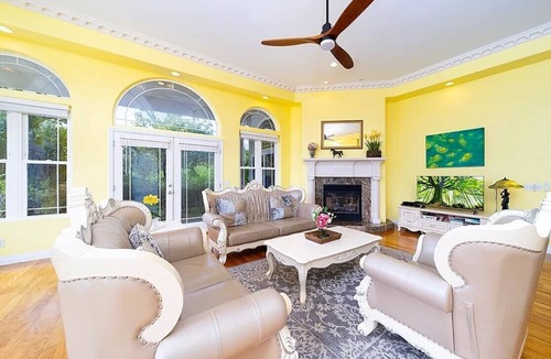 Wainaku House | Hale Hilo Bay Tropical Hideaway