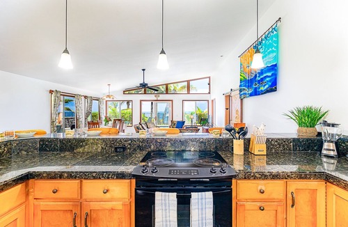 Keaau House | Hale Mar - Gorgeous Oceanfront Home with Private Pool & Hot Tub
