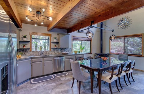 Royal Hawaiian Estates House | Halehikiola: 2 BR, 2 BA House in Volcano, Sleeps 6