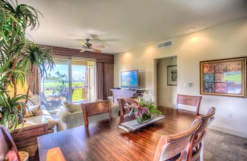 Waikoloa Apartment | Hali'i Kai 12E