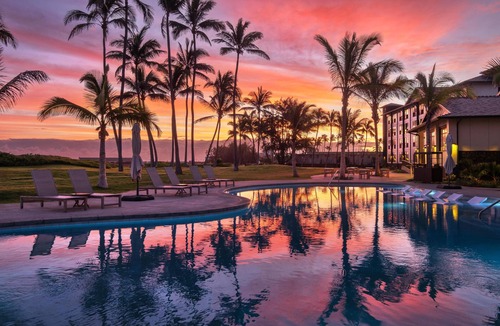 Kahului Hotel | Hampton Inn & Suites Maui North Shore
