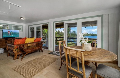 Hana House | Hana Bay Oceanfront Manini Cottage cottage