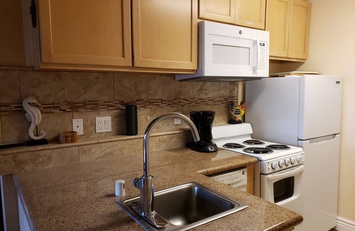 Princeville Apartment | HanaleiBayRESORT2312, 199.00 8/16-18 or269.00 8/22-26BlowOutSalBeachFront 10Star