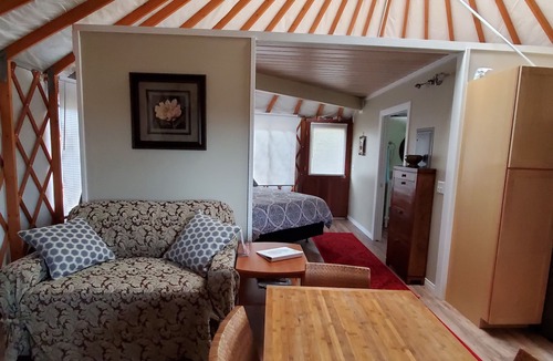 Discovery Harbour House | Hawaiian Hula Hut on the big island of Hawaii