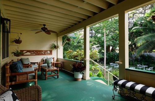 Wailuku Bed & Breakfast | Hinano Suite - Historic charm | Chef's breakfast