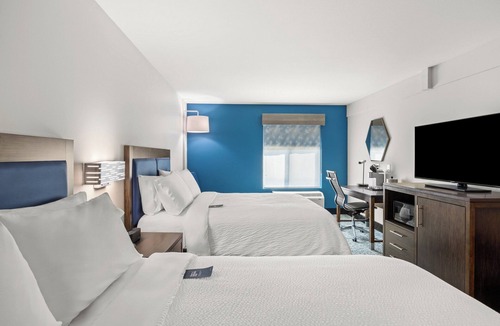 Woodfin Hotel | Holiday Inn Express Asheville Woodfin by IHG
