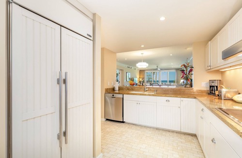 Kahuku Condo | Holiday Sale! Turtle Bay Villas 201 by Gather: Beachfront w/Shared Pool, Spa/AC