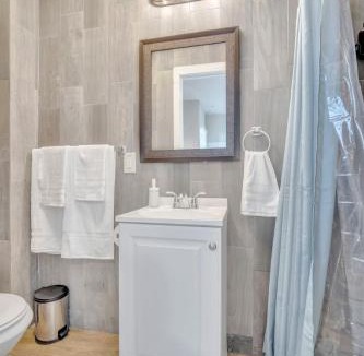 Chinatown Apartment | Huge 5 bedroom in Center City Philadelphia