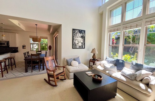 Kulalani House | Iconic Hawaiian Getaway at Mauna Lani. Beach, Bike, Golf, Books, Relax.