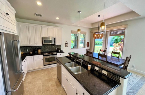 Kulalani House | Iconic Hawaiian Getaway at Mauna Lani. Beach, Bike, Golf, Books, Relax.