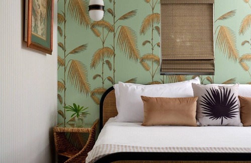 Wailuku Bed & Breakfast | Ilima Suite - Historic Lux charm w Garden Views