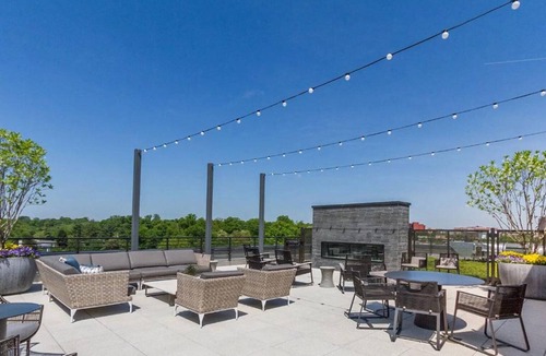 Bethesda Apartment | Impeccable Bethesda 2BR w/Rooftop & Gym, nr Metro, by Blueground