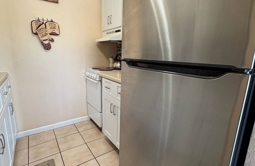 Pompano Beach Condo | Jan & April Available to Enjoy the Beach, Sunshine and Warm Weather!
