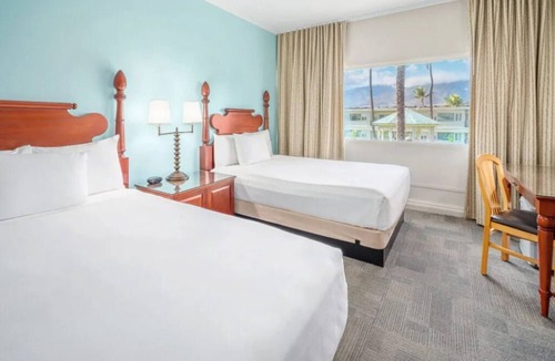 Kahului Hotel | Kahului Beach Getaway | Spacious and Peaceful Resort | Pet-friendly