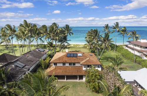Kailua Villa | Kailua Hale Kahakai by Gather: Lux Oceanview Villa w/Beach, Walk to Attractions