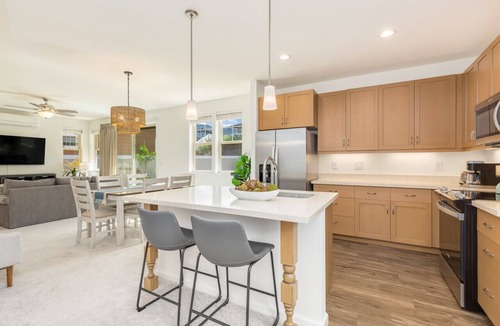 Makaha Valley House | Kalo Homes ~ Friends & Family & Aloha