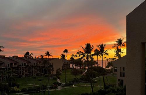 Kihei House | Kamaole Sands 3-406, Gourmet Kitchen, Split AC