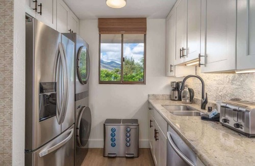 Maalaea Condo | Kanai A Nalu - Top floor Oceanfront condo w Pool