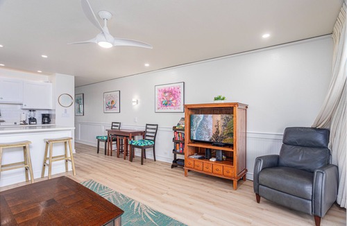 Wailua Condo | Kapaa Shore Resort A106, Oceanfront, King Bed, Ground Floor, Comp Wifi