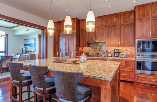 Montage Kapalua Bay Condo | Kapalua Bay Resort | Ocean View 3 BR Sleeps 8 | Car Incl. w/6+ Nights | MON-1304 by KBM