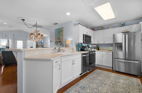 Cedar Key House | Key Lime Downtown Gulf View w/Golf Cart Included for 2026 ONLY!