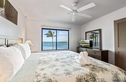 Kihei Apartment | Kihei Beach Resort 501- Remodeled 2 bedroom oceanfront gem on 6 mile beach