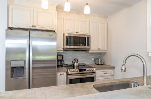Kihei House | Kihei Garden Estates B-103 - Modern Designer Condo