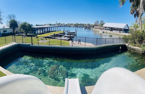 Springs at Kings Bay Cabin | King's Bay Lodge