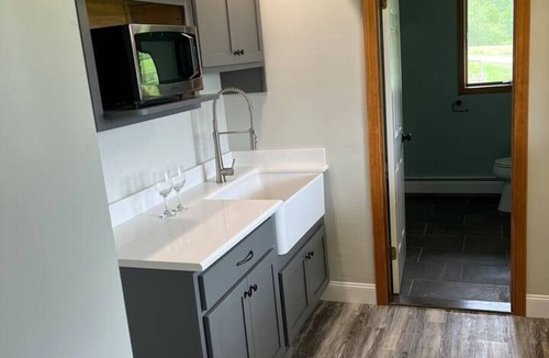 Wellsboro Cabin | King Suite w/Soaking Tub + Game Room + Firepit